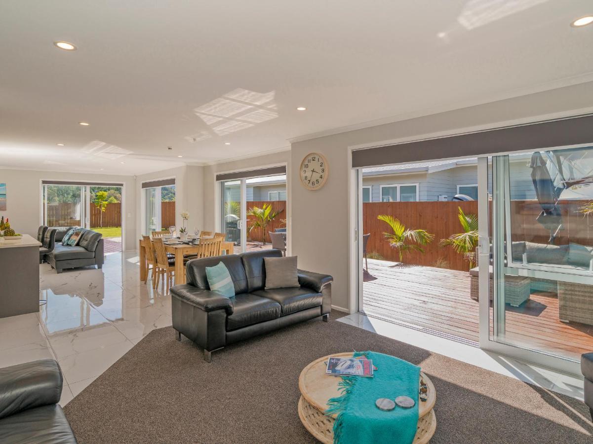 Modern Beach Pad - Whitianga Holiday Home Exterior foto